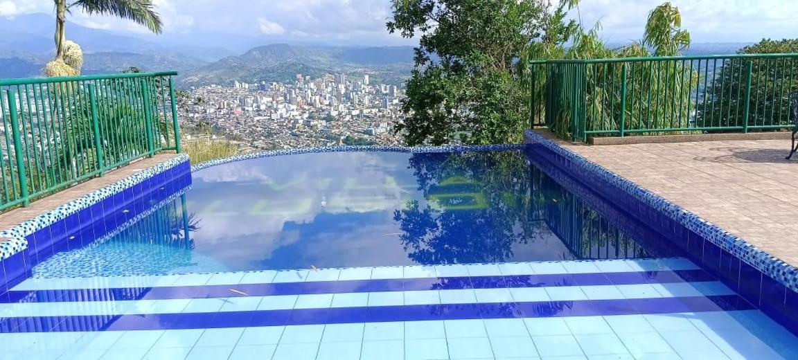 Finca Hotel Villa Ilusion Перейра Екстер'єр фото