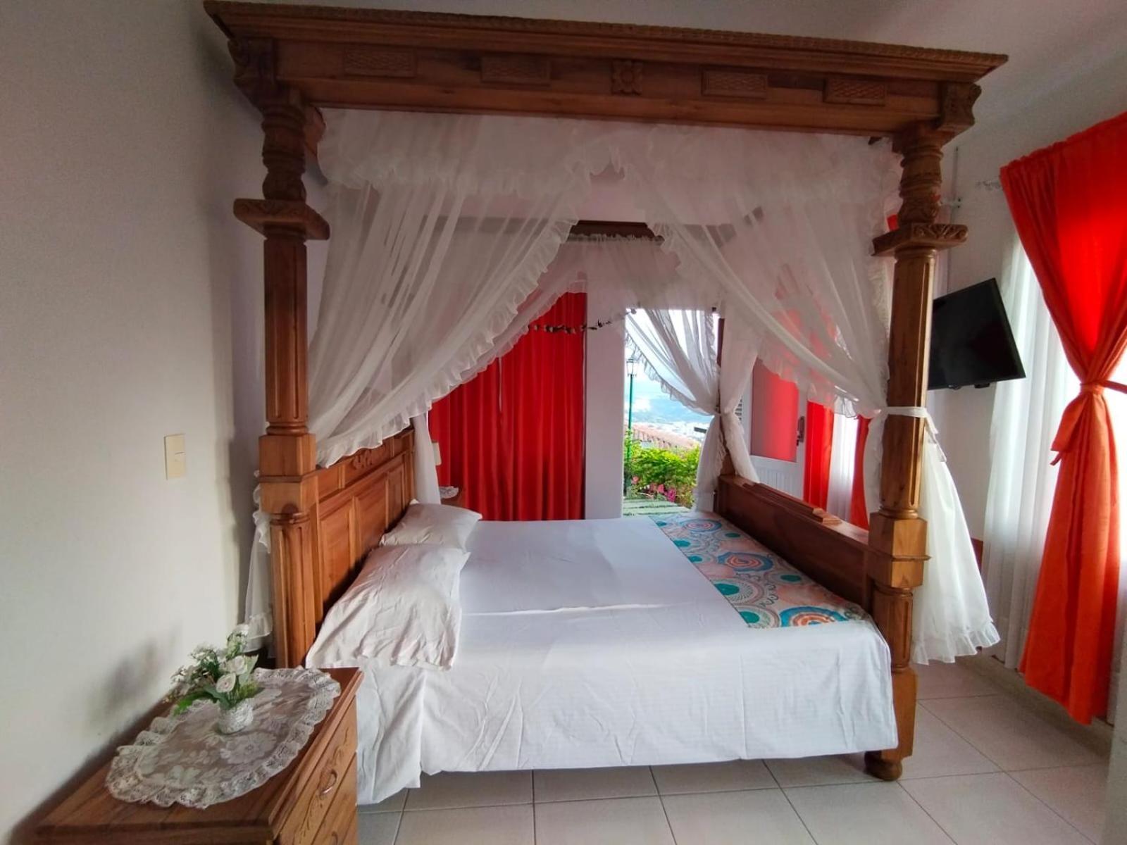 Finca Hotel Villa Ilusion Перейра Екстер'єр фото